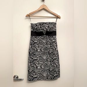 TRINA TURK strapless fun zebra print dress.  Size 4.
